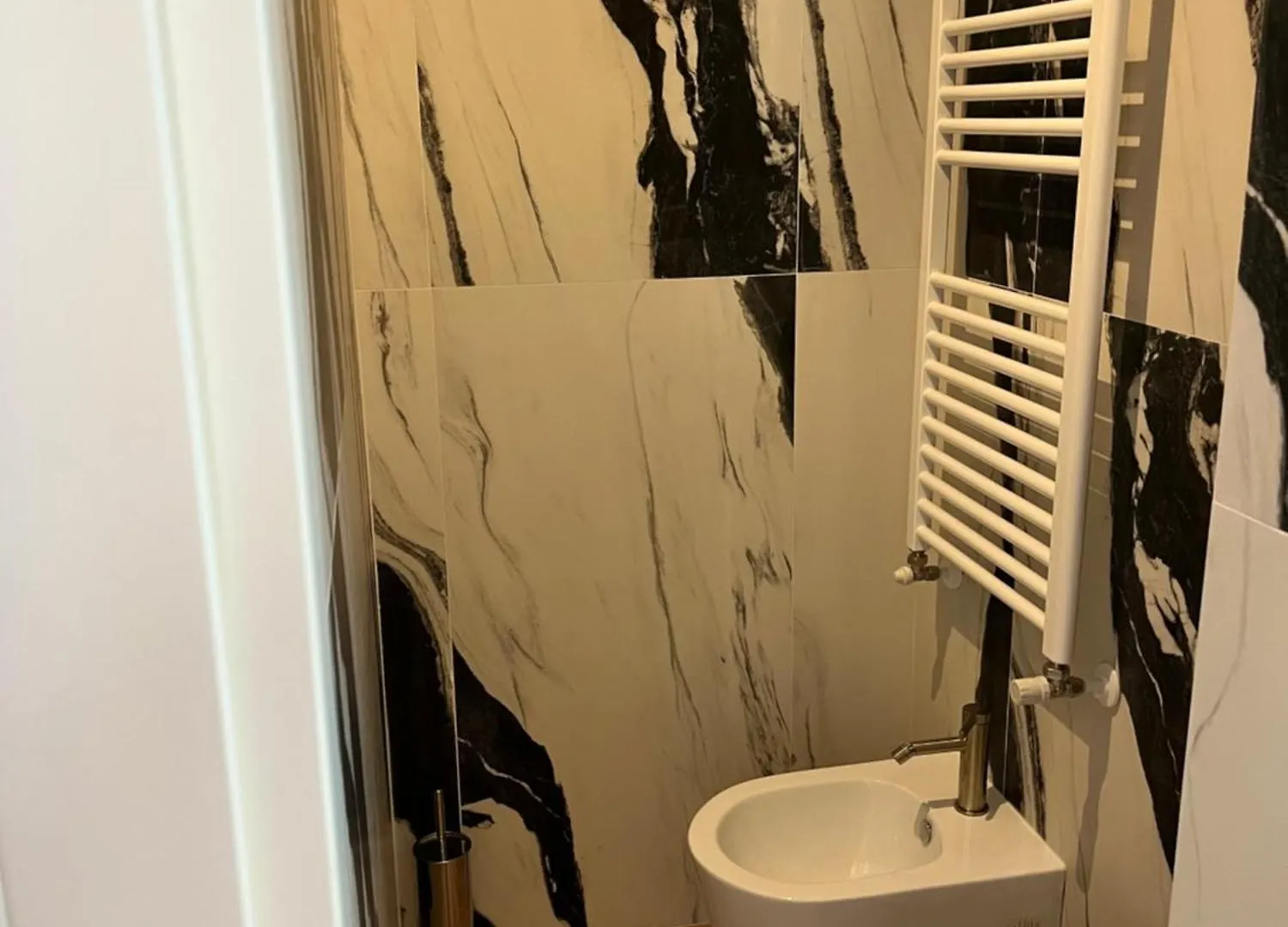 Sea Breeze Suites Livorno 0*,  Itália